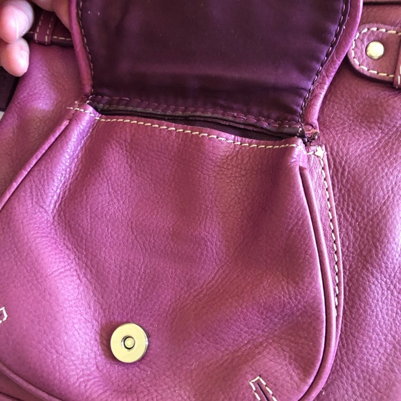 Genuine Leather Oasis Crossbody Bag - Picture 6 of 6